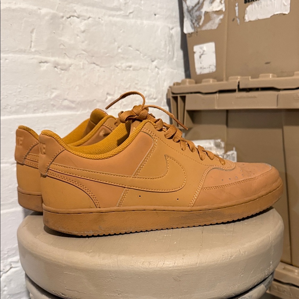 Nike Men's 07 Sneakers in Warm oatmeal